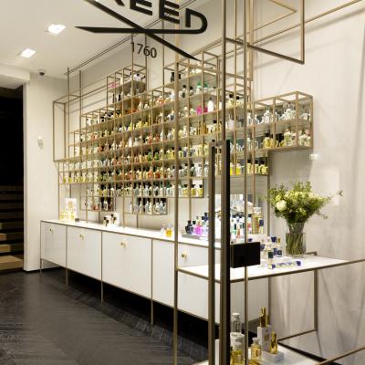 Creed Boutiquemilano Window Logo01